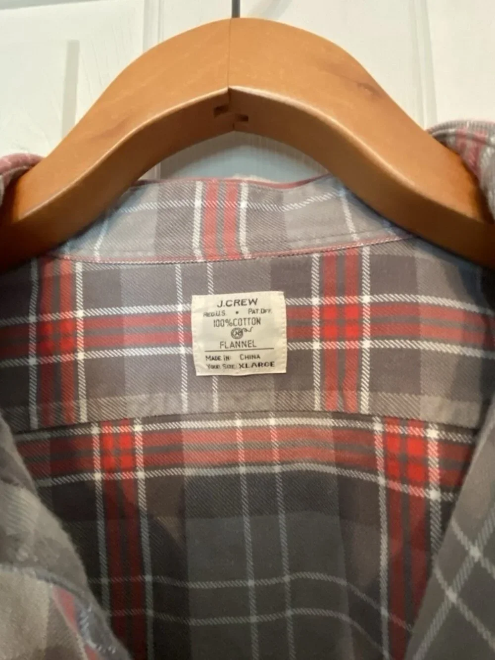 J. Crew Gray Red Plaid Flannel Shirt Men's XL Long Sleeve Button Up Casual